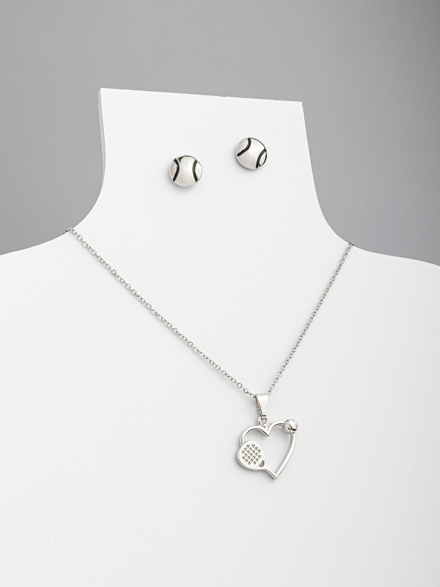 Set Collar y  Broquel Heart Plateado